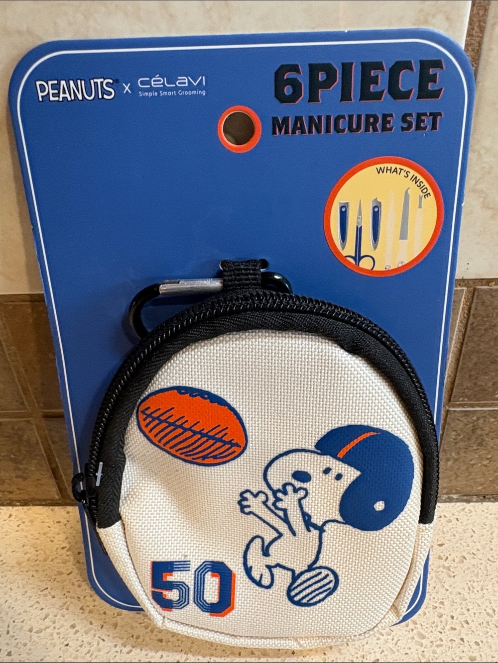 Peanuts x Célavi NWT Snoopy 6 Piece Manicure Set - White & Blue